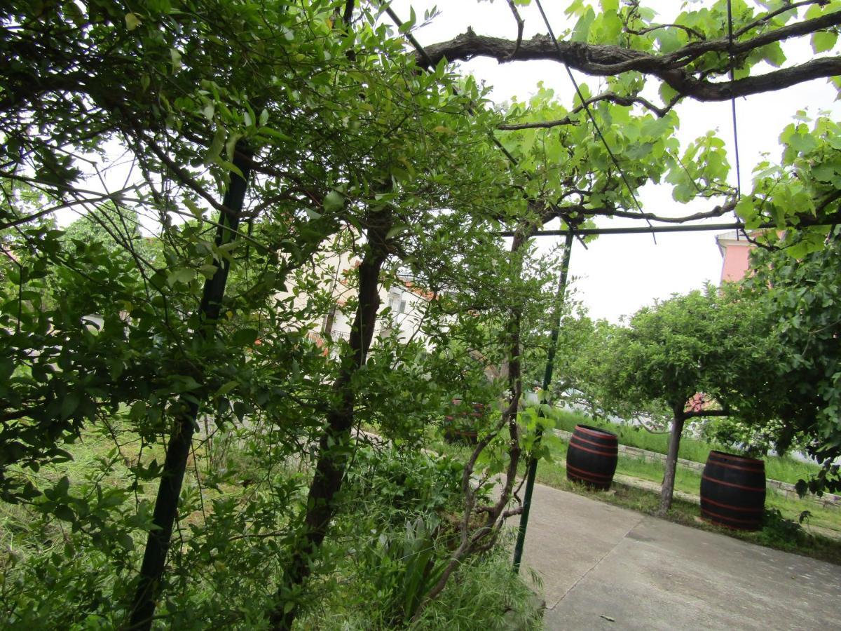 Green Gardens 2 Ровінь Екстер'єр фото